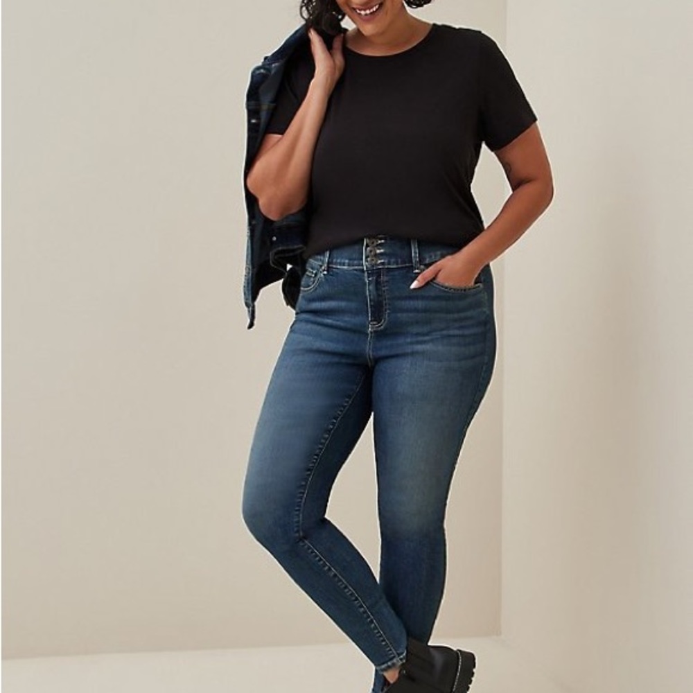 14 Tall NWT TORRID Denim 3 Button High Rise Skinny Stretch Jeans Blue Plus NEW